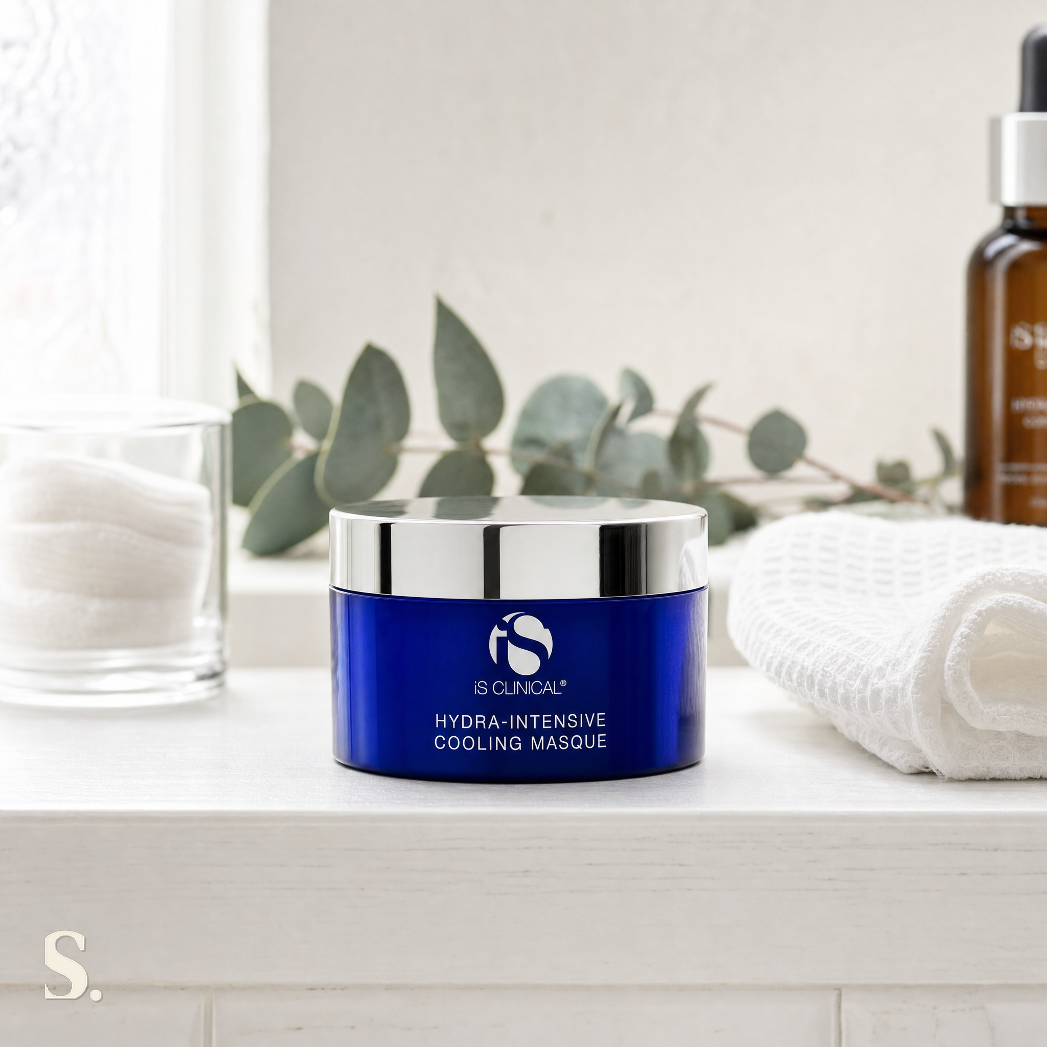 iS Clinical Hydra Intensive Cooling Masque in a lifestyle bathroom setting — Skintique review