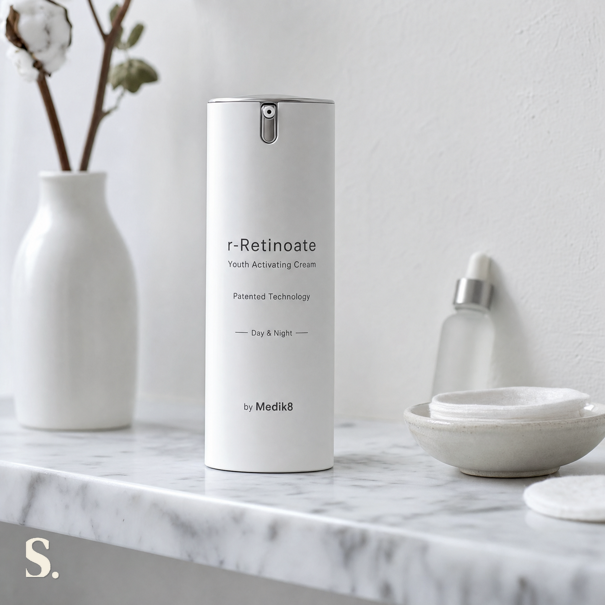 Medik8 r-Retinoate Day & Night in a lifestyle bathroom setting — Skintique review