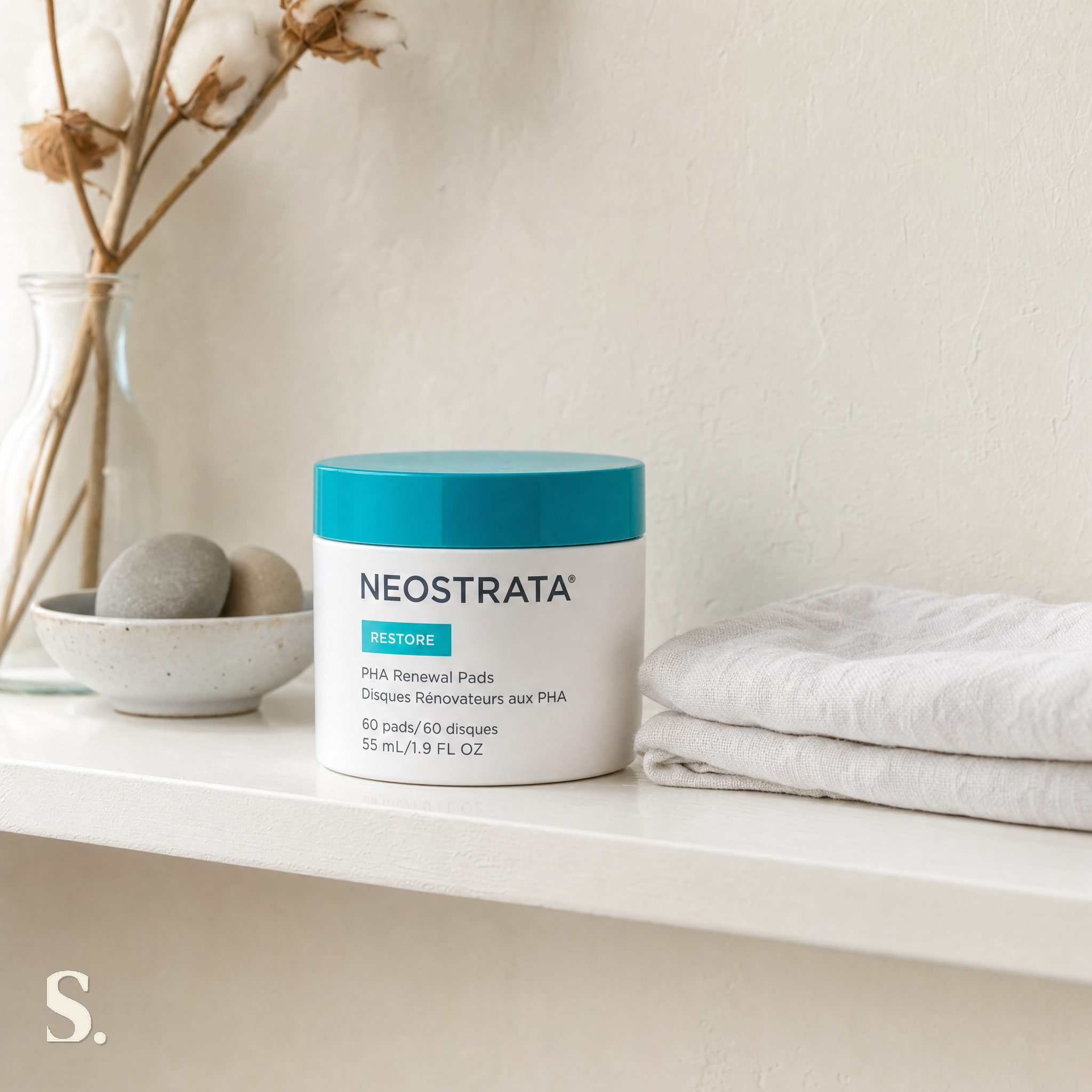 NeoStrata PHA Renewal Pads in a lifestyle bathroom setting — Skintique review
