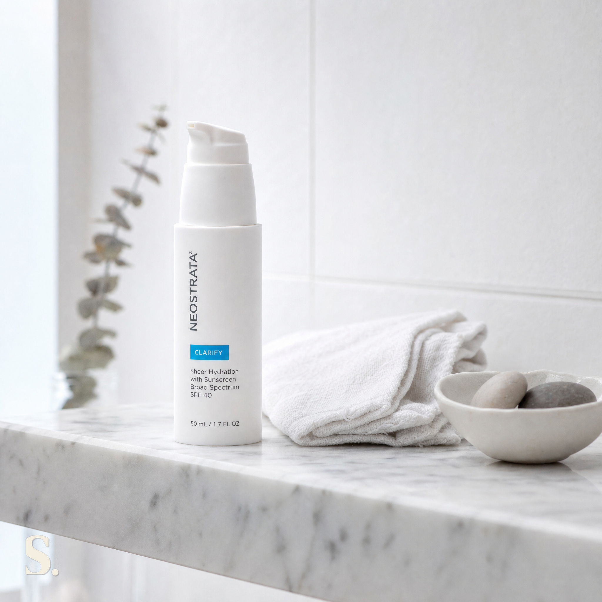 NeoStrata Sheer Hydration SPF 40 Review in a lifestyle bathroom setting — Skintique review